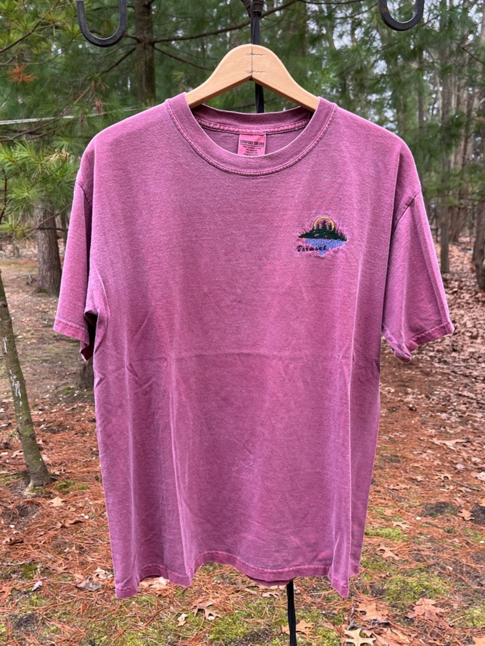 90s Comfort Colors Vermont Tourist T-Shirt Red Distressed Faded Granola Girl - Picture 13 of 13